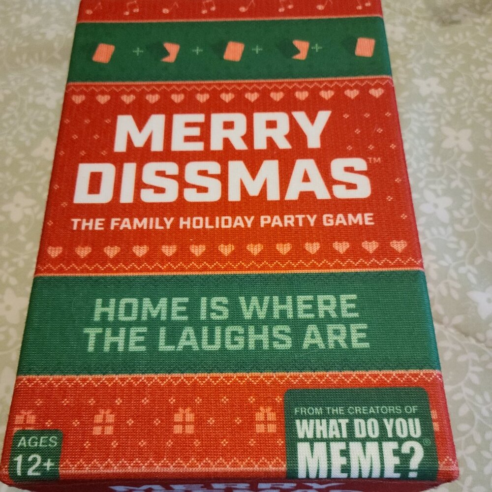 MERRY DISMISS GAME FAMILY HOLIDAY PARTY AGE 12 +